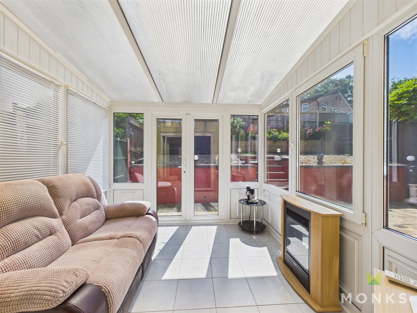 11 Walnut Drive, Shrewsbury, SY1 3SQ For Sale